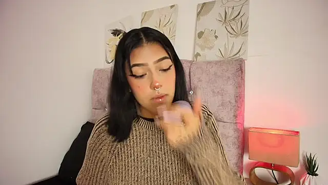 Dulce Bella  online show from 27, 2, 2026