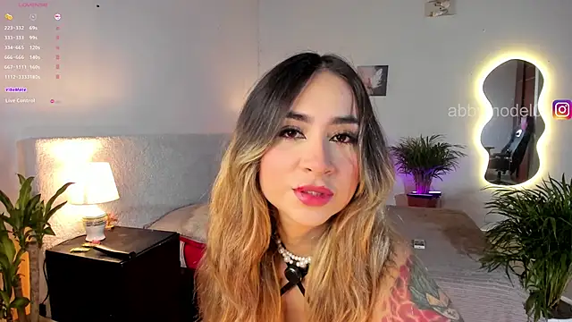 AbbyModel01 online show from 15, 11, 2025