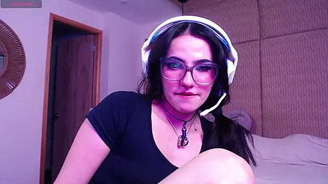 Khloecita sr online show from 9, 5, 2026