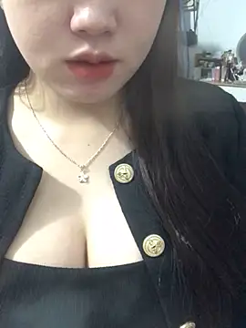Snapshot of Behoaxinh chatting on 25, 9, 2025 Behoaxinh online show from 25, 9, 2025