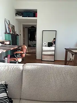 SophiiaStarr online show from 14, 9, 2025