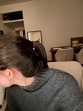 SophiiaStarr online show from 8, 1, 2026