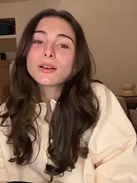 SophiiaStarr online show from 12, 2, 2026