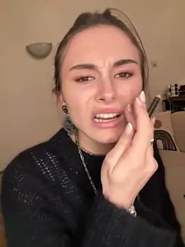 SophiiaStarr online show from 18, 3, 2026