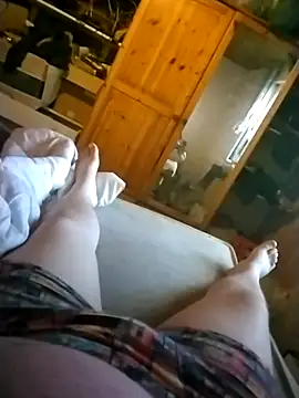 Snapshot of Rubenemil25 chatting on 11, 9, 2025 Rubenemil25 online show from 11, 9, 2025