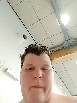 Snapshot of Rubenemil25 chatting on 2, 2, 2026 Rubenemil25 online show from 2, 2, 2026