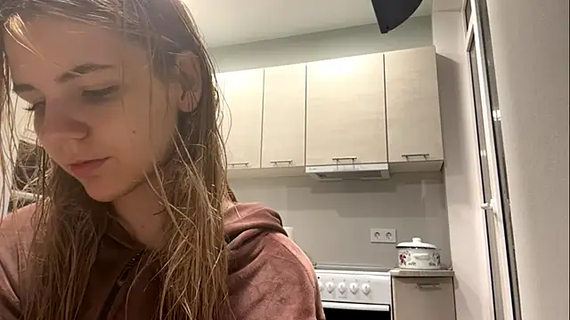 Denni Spilber online show from 4, 10, 2025