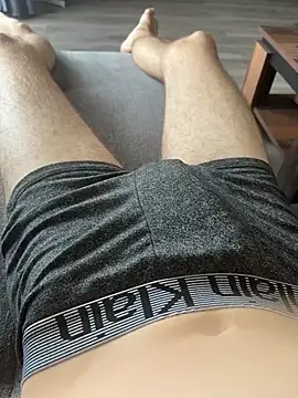 Snapshot of horny_boy_q chatting on 17, 7, 2026 horny boy q online show from 17, 7, 2026