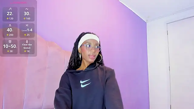 MarianRosse online show from 3, 10, 2025