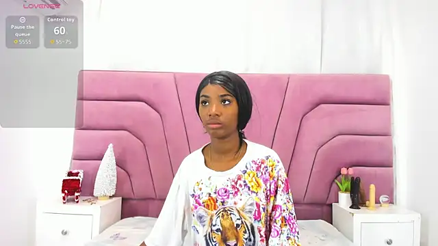 MarianRosse online show from 24, 11, 2025