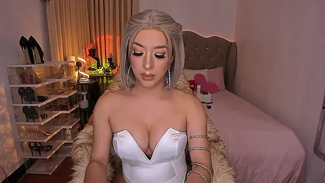 Dream Goddess online show from 19, 1, 2026