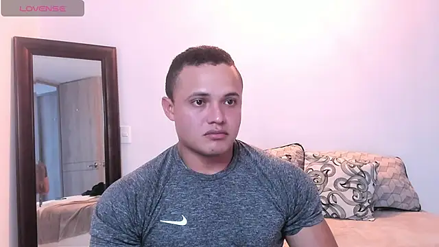 KingLevi01 online show from 15, 9, 2025