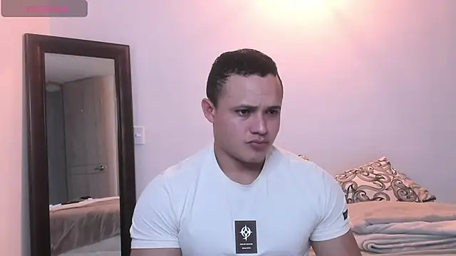 KingLevi01 online show from 19, 9, 2025