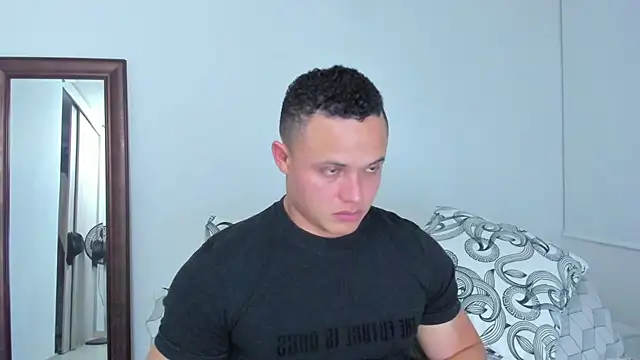 Snapshot of KingLevi01 chatting on 10, 6, 2026 KingLevi01 online show from 10, 6, 2026