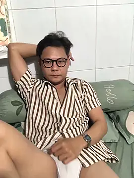 Snapshot of datnguyenvn chatting on 3, 2, 2026 datnguyenvn online show from 3, 2, 2026