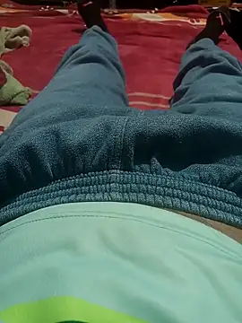 Snapshot of G_RICO chatting on 5, 11, 2025 G RICO online show from 5, 11, 2025