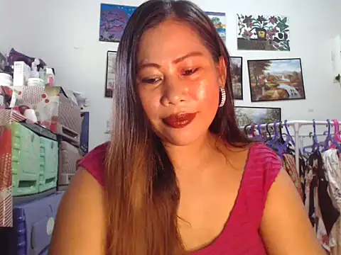filipina beauty online show from 26, 10, 2025