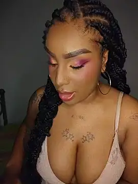 Queen Amara online show from 5, 7, 2026