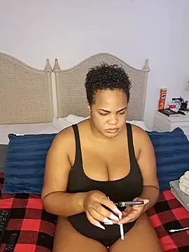 Snapshot of Kream_Cherry chatting on 17, 9, 2025 Kream Cherry online show from 17, 9, 2025