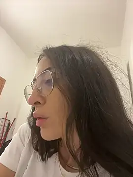 nikkaanderic online show from 13, 1, 2026