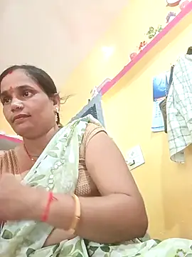 Snapshot of Hot-kal93 chatting on 16, 9, 2025 Hot-kal93 online show from 16, 9, 2025