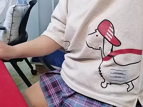 Snapshot of Ami_8x chatting on 23, 11, 2025 Ami 8x online show from 23, 11, 2025