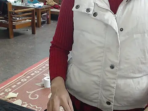 Snapshot of Ami_8x chatting on 30, 11, 2025 Ami 8x online show from 30, 11, 2025