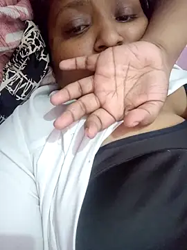 bitch-horny online show from 26, 9, 2025