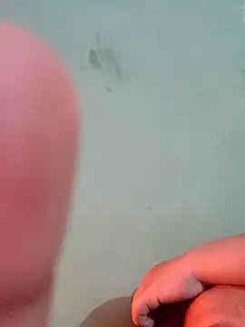 bitch-horny online show from 19, 1, 2026