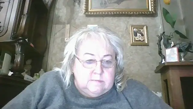 Lala-Love56 online show from 5, 11, 2025