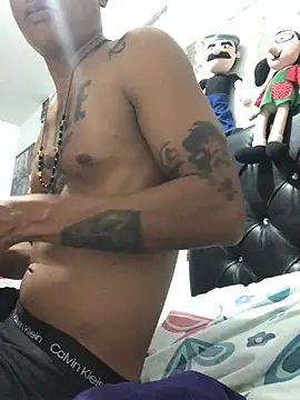 Snapshot of elpeluchenegroxxx3 chatting on 27, 2, 2026 elpeluchenegroxxx3 online show from 27, 2, 2026