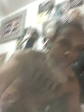 elpeluchenegroxxx3 online show from 12, 4, 2026