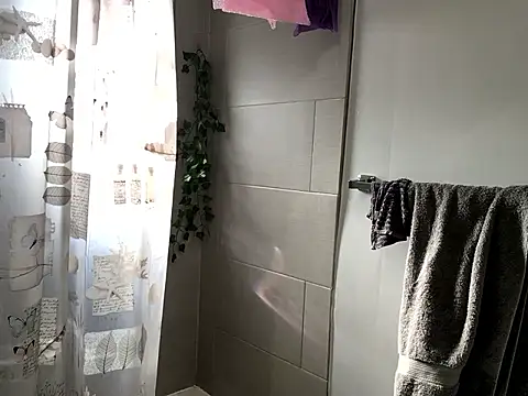 littyleesh1 online show from 15, 1, 2026