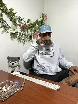 Snapshot of carl_jhonson821 chatting on 20, 10, 2025 carl jhonson821 online show from 20, 10, 2025