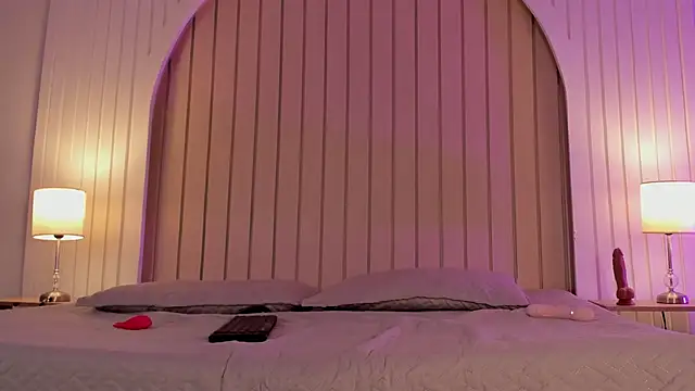 Snapshot of maria_gil chatting on 5, 12, 2025 maria gil online show from 5, 12, 2025