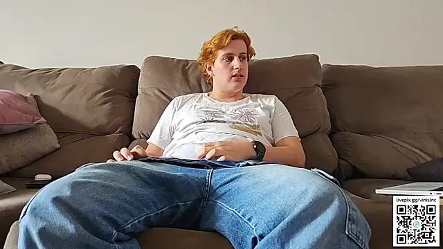 Snapshot of vinialnc chatting on 6, 11, 2025 vinialnc online show from 6, 11, 2025