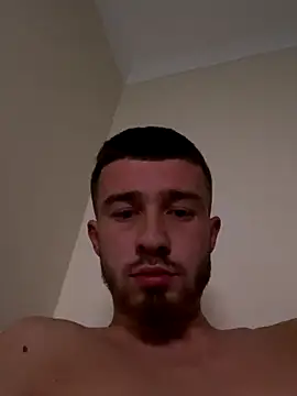 Snapshot of Johnclips2 chatting on 16, 10, 2025 Johnclips2 online show from 16, 10, 2025