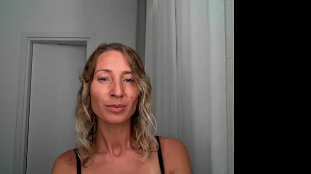 Snapshot of Paevoa chatting on 20, 9, 2025 Paevoa online show from 20, 9, 2025