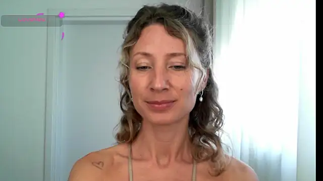 Snapshot of Paevoa chatting on 4, 2, 2026 Paevoa online show from 4, 2, 2026