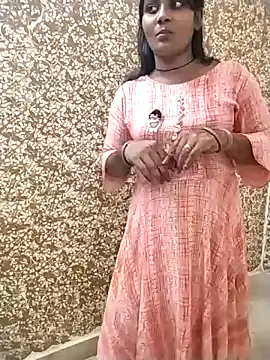 Snapshot of Rashmi_Pathak chatting on 9, 9, 2025 Rashmi Pathak online show from 9, 9, 2025