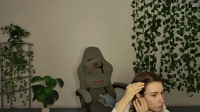 Snapshot of Yoka_paradoXXX chatting on 17, 9, 2025 Yoka paradoXXX online show from 17, 9, 2025