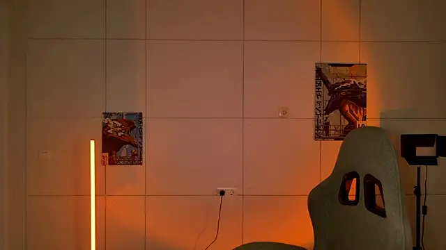 Snapshot of Yoka_paradoXXX chatting on 15, 10, 2025 Yoka paradoXXX online show from 15, 10, 2025