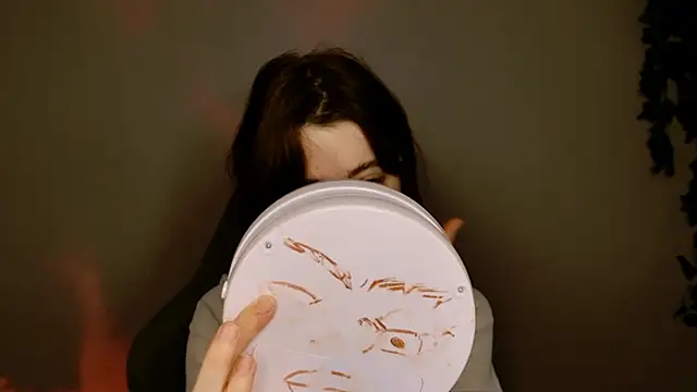 Snapshot of Yoka_paradoXXX chatting on 16, 10, 2025 Yoka paradoXXX online show from 16, 10, 2025