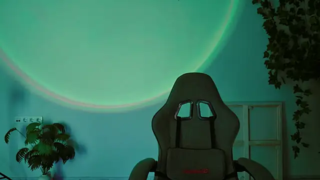 Snapshot of Yoka_paradoXXX chatting on 24, 10, 2025 Yoka paradoXXX online show from 24, 10, 2025