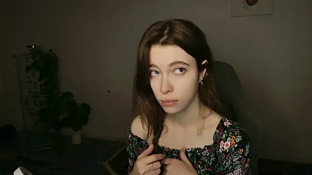 Snapshot of Yoka_paradoXXX chatting on 18, 11, 2025 Yoka paradoXXX online show from 18, 11, 2025