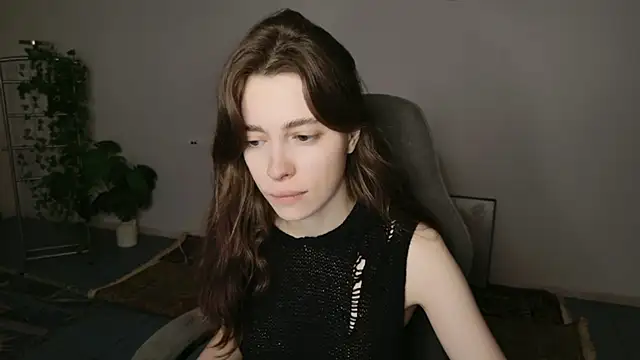 Snapshot of Yoka_paradoXXX chatting on 19, 11, 2025 Yoka paradoXXX online show from 19, 11, 2025