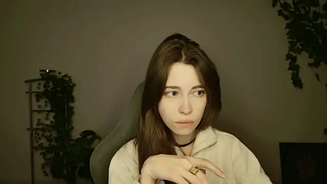 Snapshot of Yoka_paradoXXX chatting on 26, 11, 2025 Yoka paradoXXX online show from 26, 11, 2025