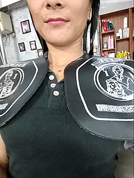 Yumyum kiw online show from 29, 9, 2025