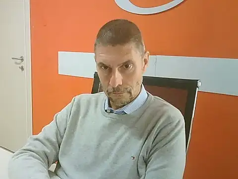 max79ve31 online show from 9, 10, 2025