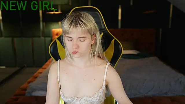 Ava kiss054 online show from 2, 5, 2026